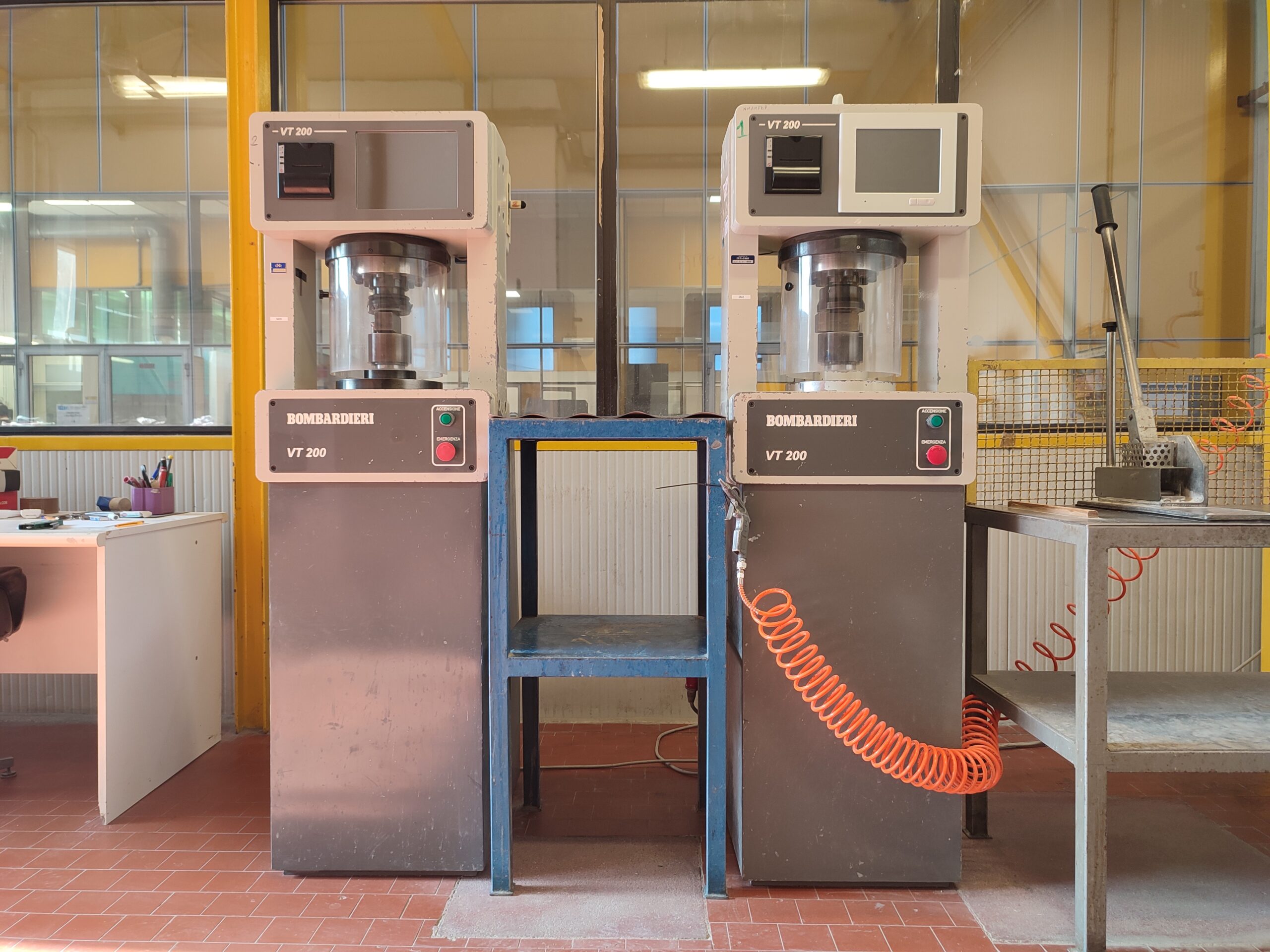 Laboratori di prova per leganti idraulici